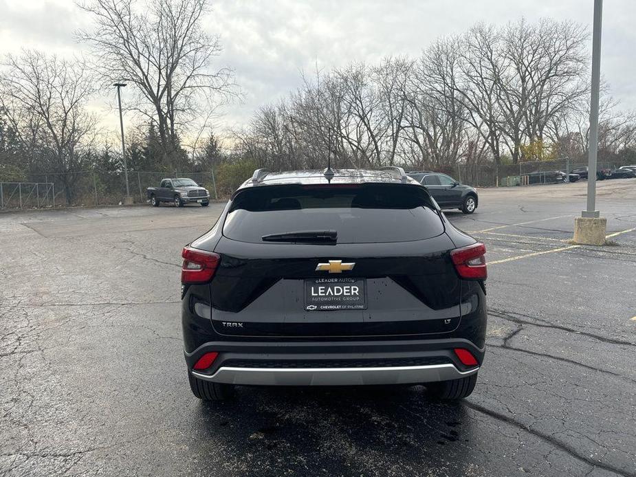 new 2025 Chevrolet Trax car