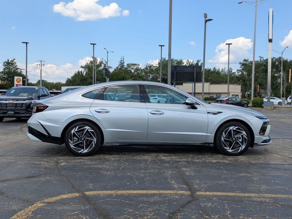 used 2024 Hyundai Sonata car, priced at $24,334