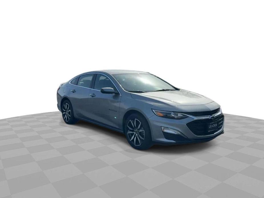 new 2024 Chevrolet Malibu car, priced at $25,241