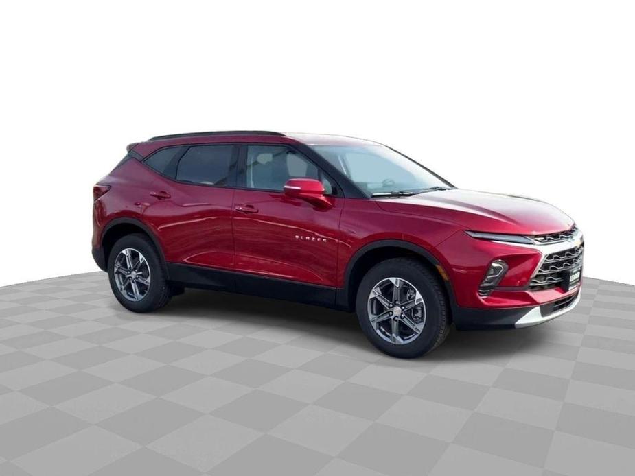 new 2024 Chevrolet Blazer car, priced at $39,527