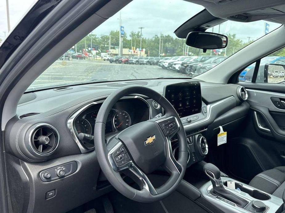 new 2025 Chevrolet Blazer car, priced at $35,570