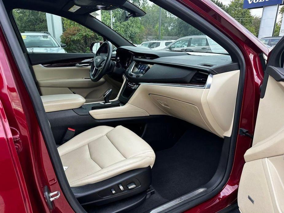 used 2017 Cadillac XT5 car