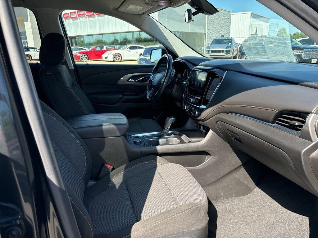 used 2020 Chevrolet Traverse car, priced at $17,180