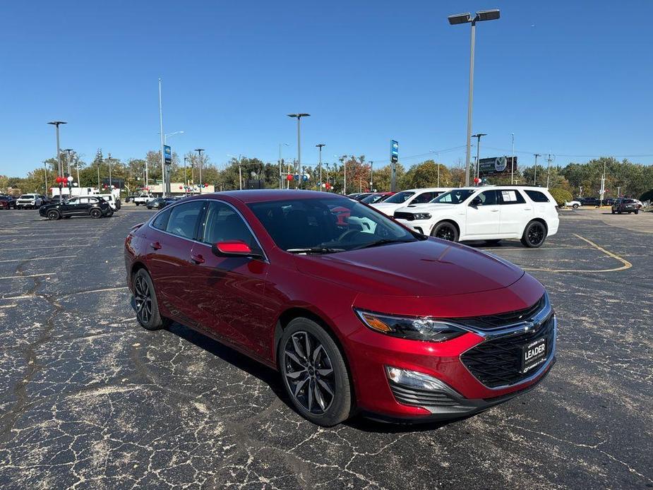 new 2025 Chevrolet Malibu car, priced at $28,740