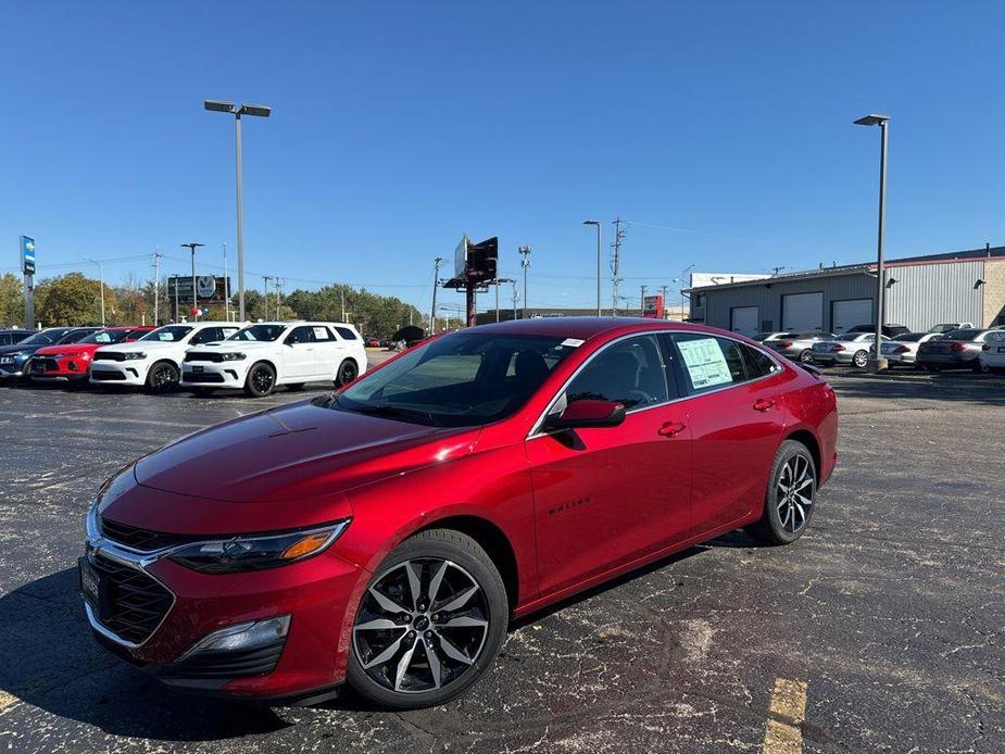 new 2025 Chevrolet Malibu car, priced at $28,740