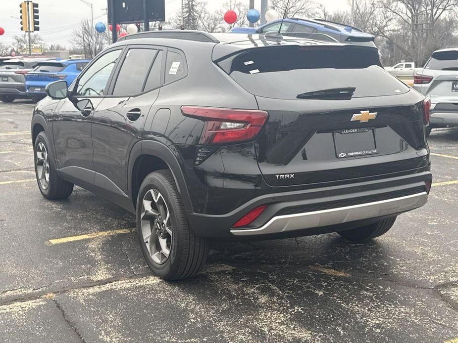 new 2025 Chevrolet Trax car, priced at $24,428