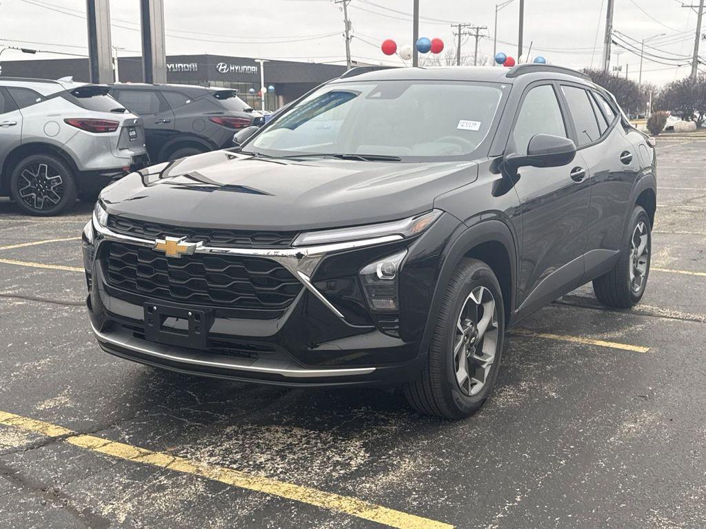 new 2025 Chevrolet Trax car, priced at $24,428