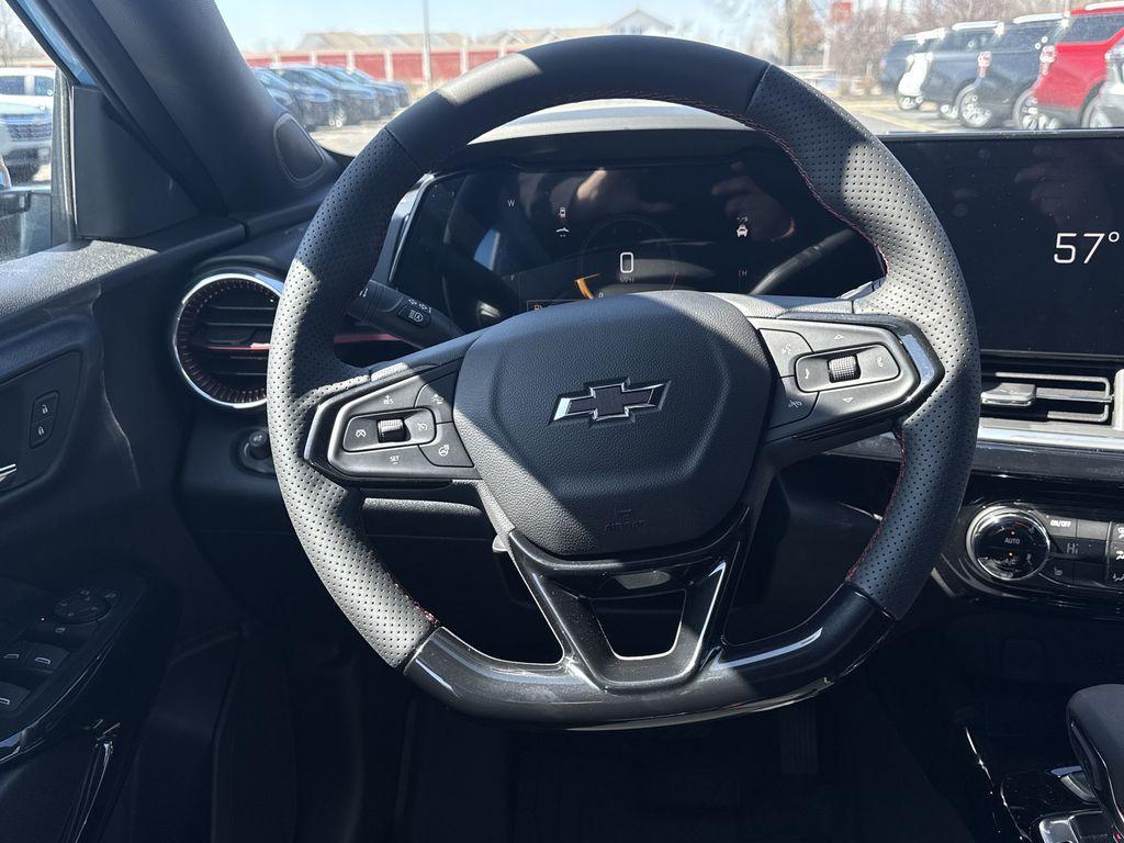 new 2025 Chevrolet Trax car, priced at $26,051