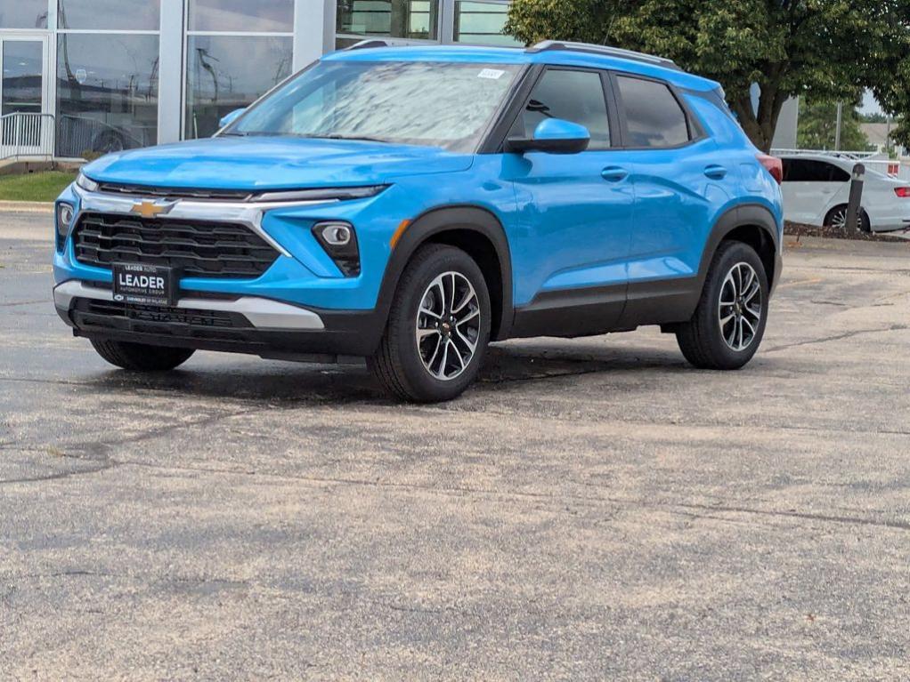 new 2025 Chevrolet TrailBlazer car, priced at $29,300