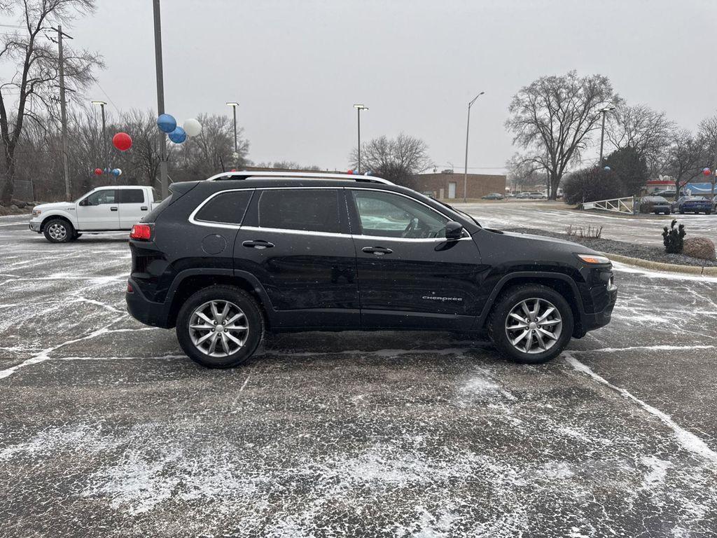 used 2018 Jeep Cherokee car, priced at $16,834