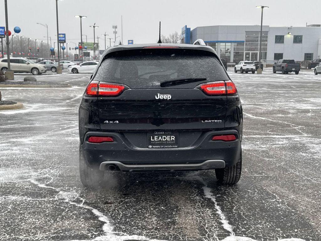 used 2018 Jeep Cherokee car, priced at $16,834