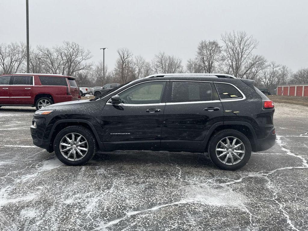 used 2018 Jeep Cherokee car, priced at $16,834