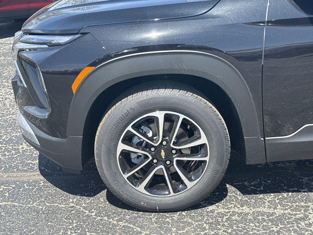 new 2025 Chevrolet TrailBlazer car, priced at $24,771