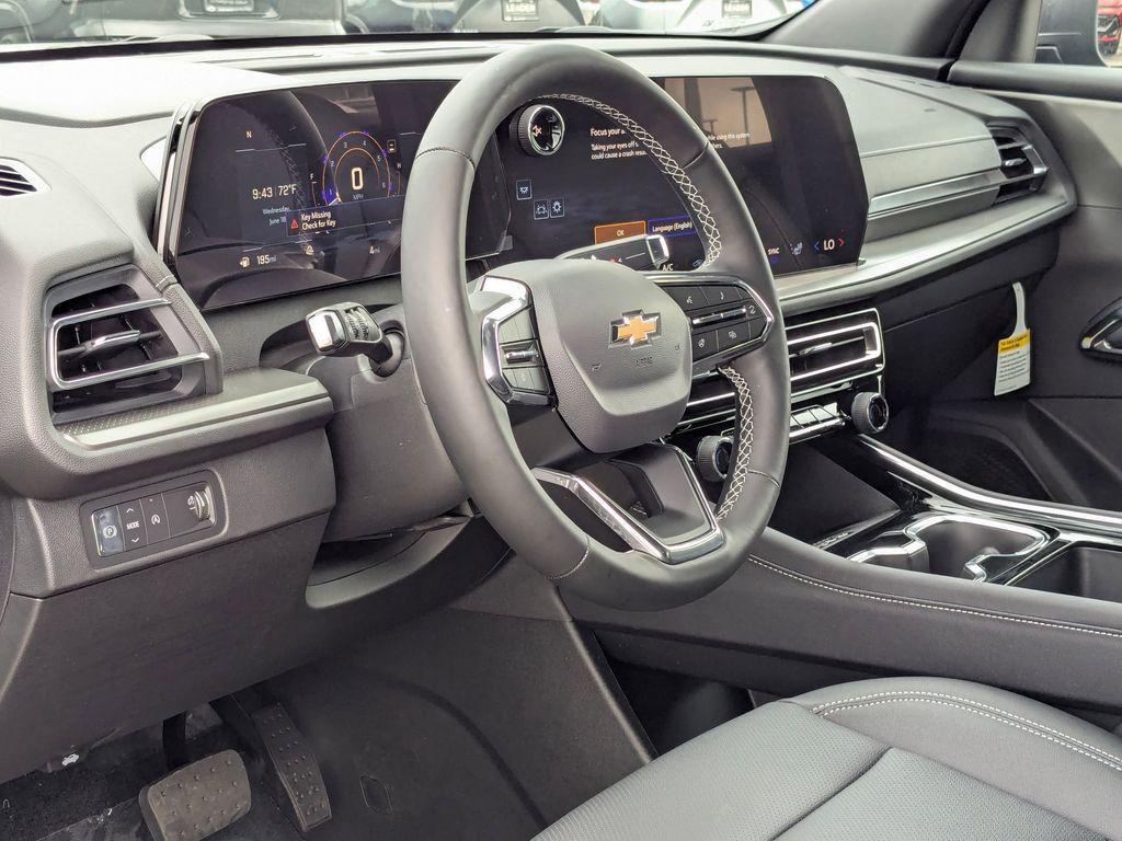 new 2025 Chevrolet Traverse car, priced at $42,795