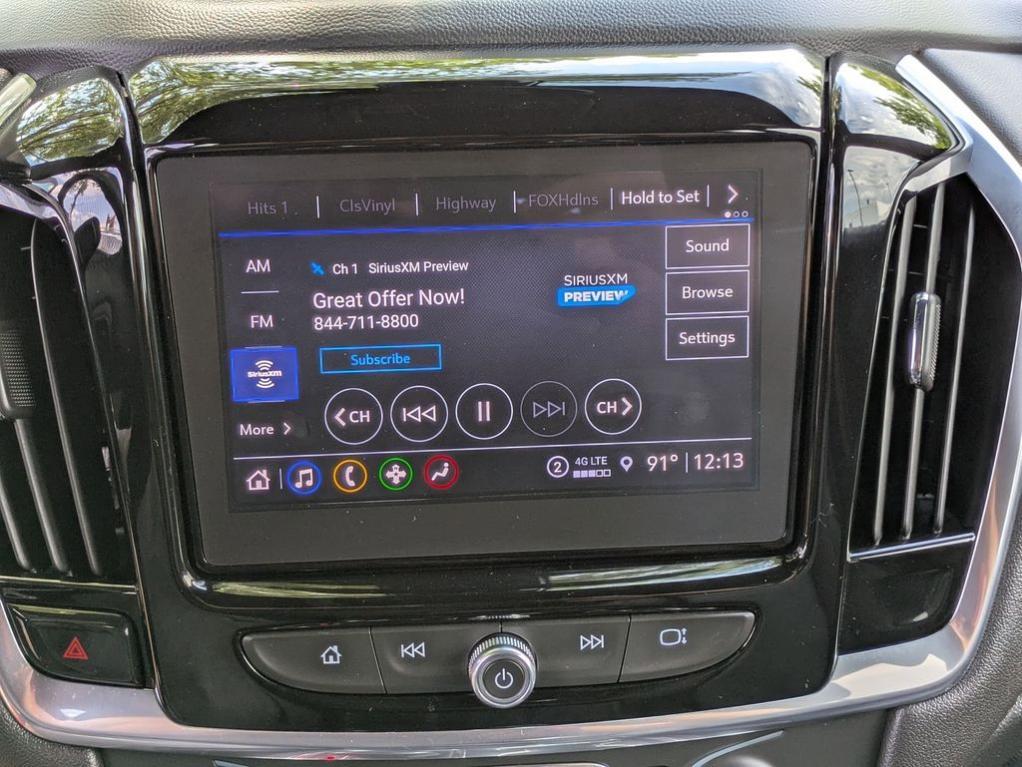 used 2022 Chevrolet Traverse car, priced at $33,484