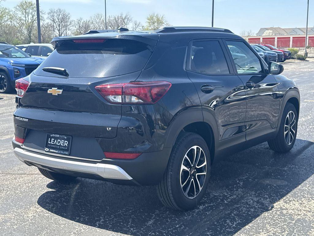 new 2025 Chevrolet TrailBlazer car, priced at $24,171