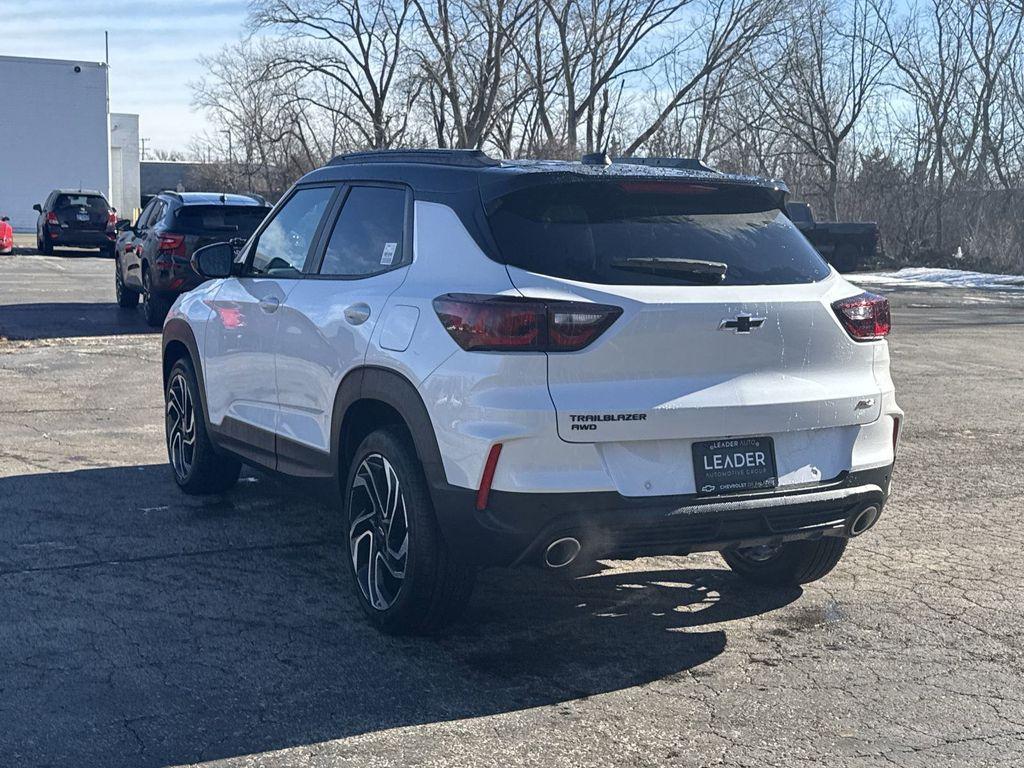 new 2025 Chevrolet TrailBlazer car, priced at $32,804