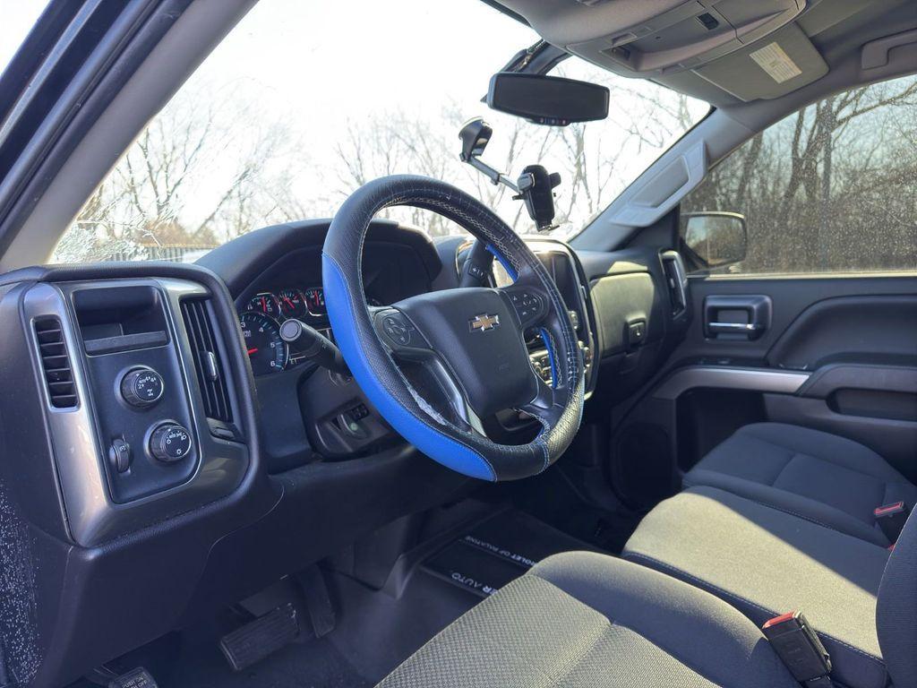 used 2019 Chevrolet Silverado 1500 LD car, priced at $20,900