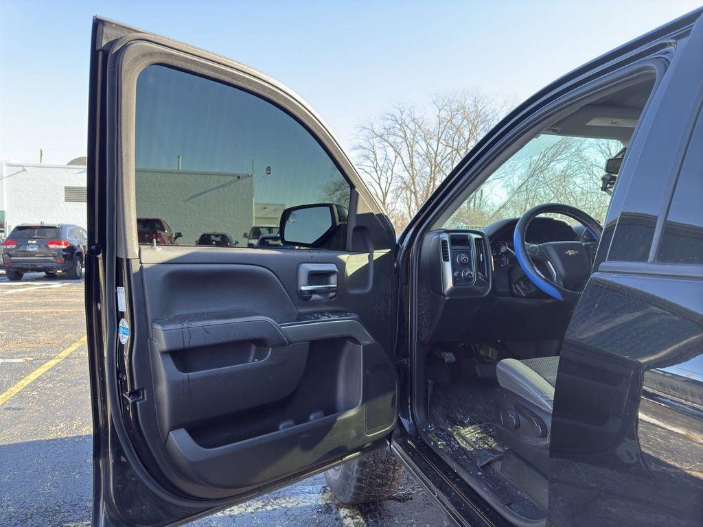 used 2019 Chevrolet Silverado 1500 LD car, priced at $20,900