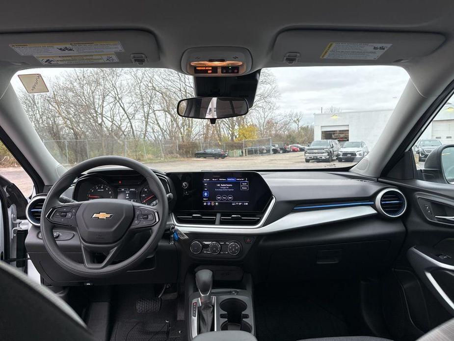 new 2025 Chevrolet Trax car, priced at $21,745