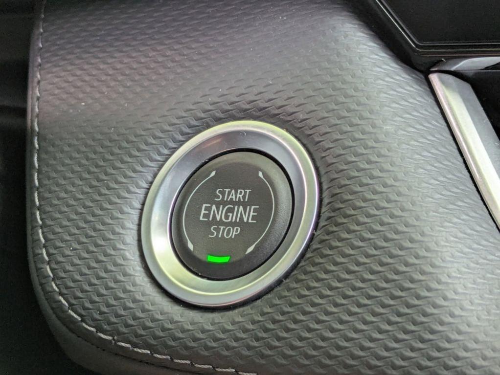 new 2025 Chevrolet Equinox car, priced at $29,819