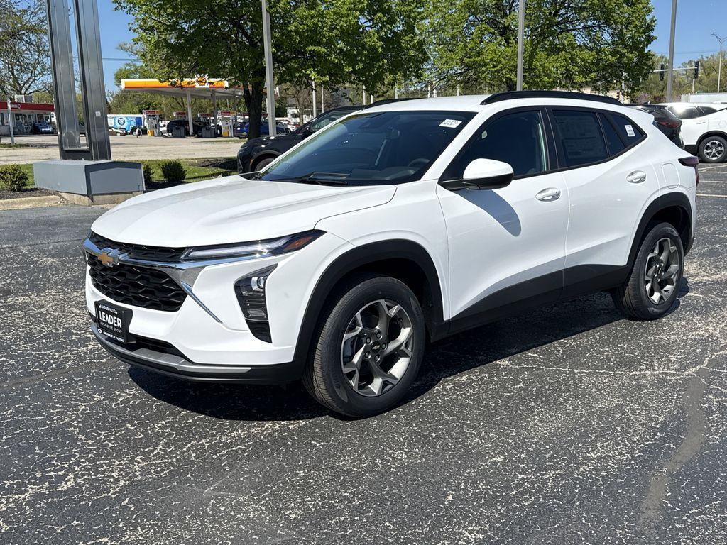 new 2025 Chevrolet Trax car, priced at $23,718