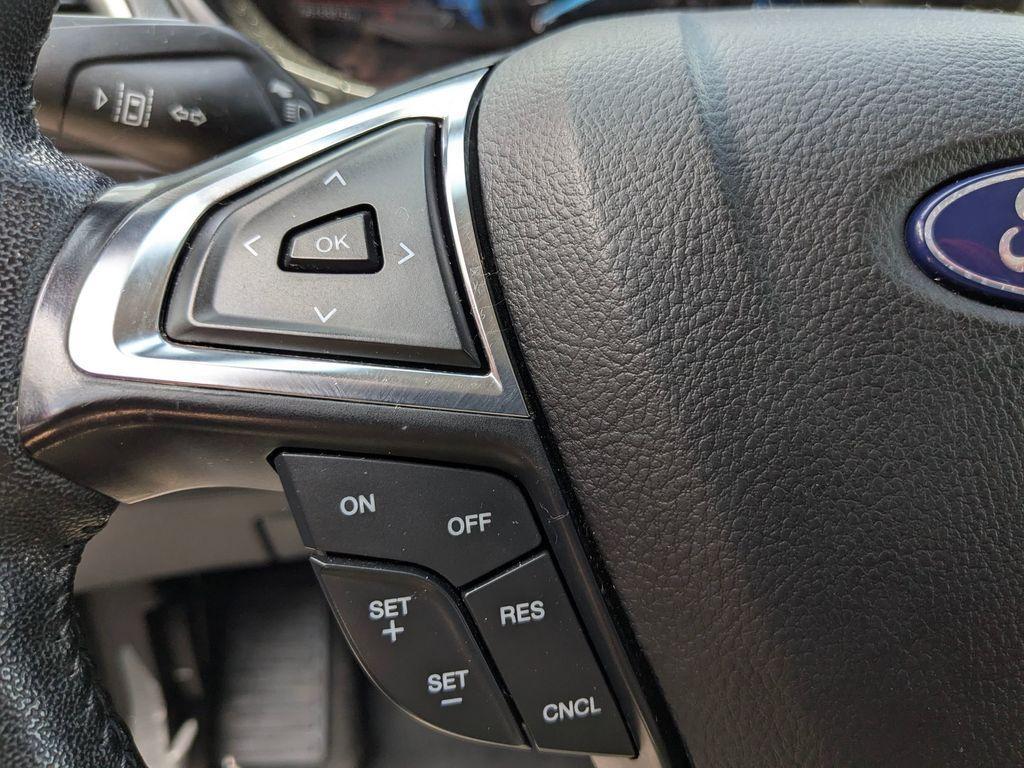 used 2022 Ford Edge car, priced at $22,813