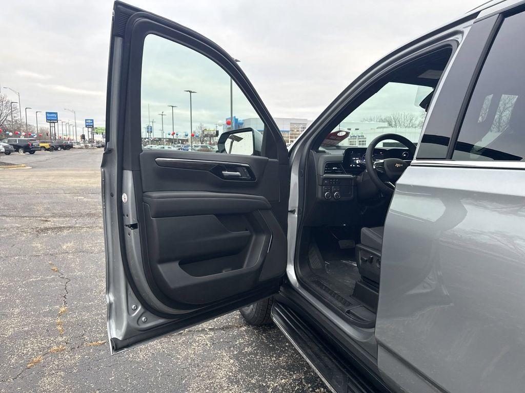 new 2025 Chevrolet Tahoe car, priced at $64,595