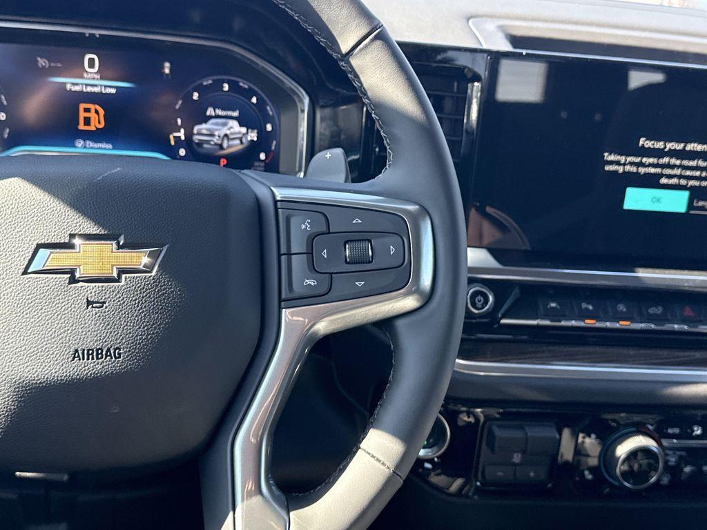 new 2025 Chevrolet Silverado 1500 car, priced at $56,732