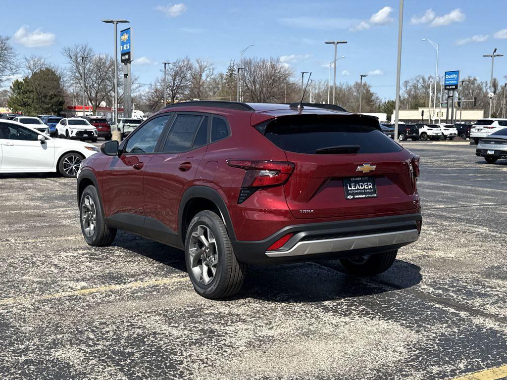 new 2025 Chevrolet Trax car, priced at $23,718