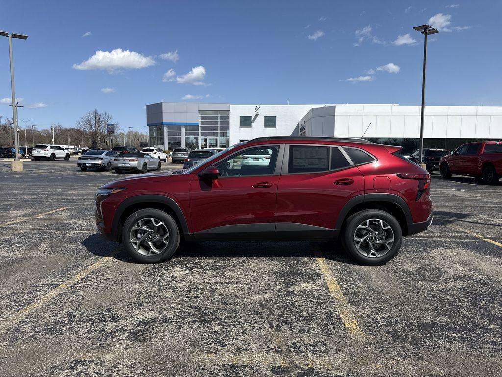 new 2025 Chevrolet Trax car, priced at $23,718