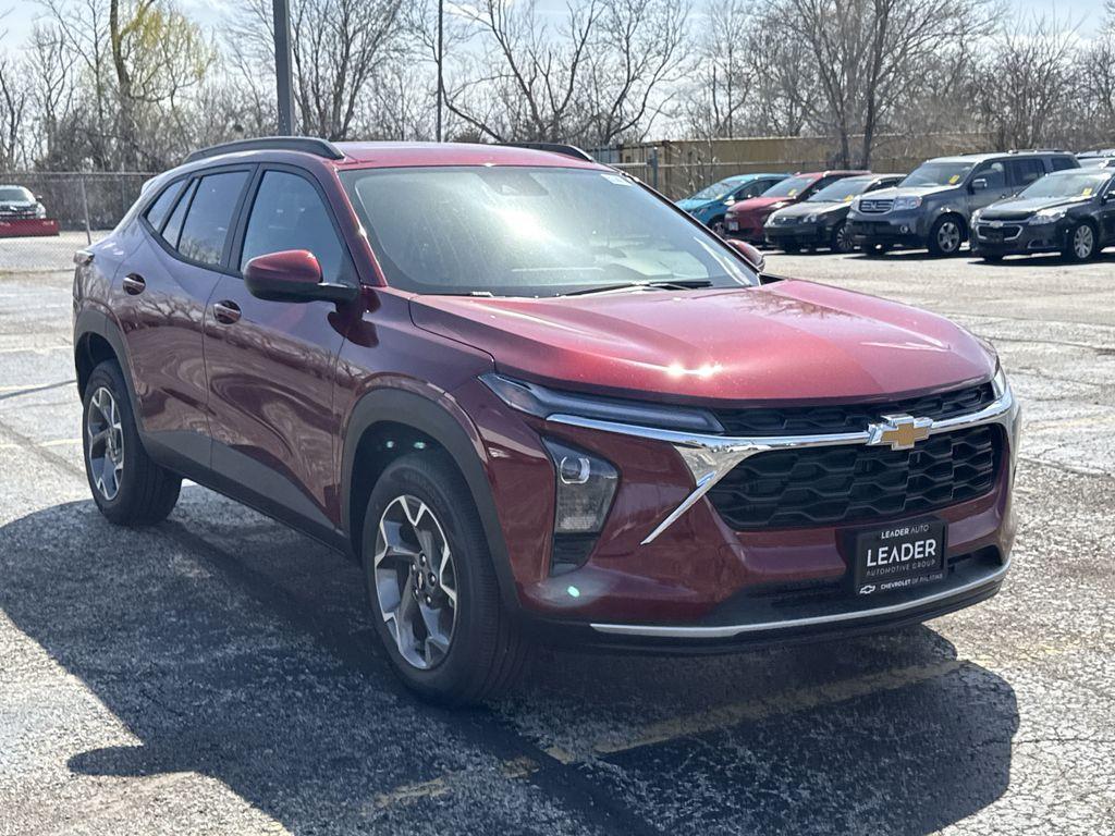new 2025 Chevrolet Trax car, priced at $23,718