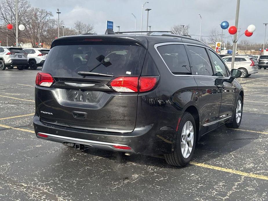 used 2018 Chrysler Pacifica car, priced at $18,264