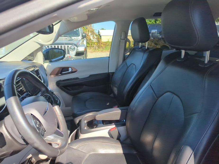 used 2018 Chrysler Pacifica car, priced at $18,264