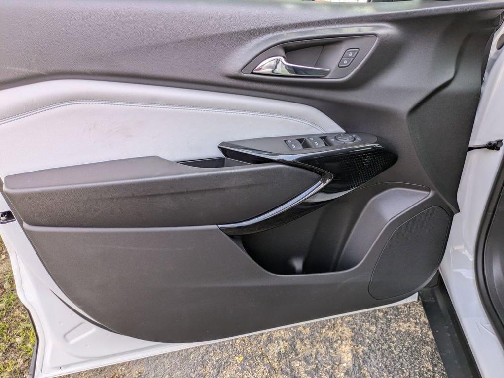 new 2025 Chevrolet Trax car, priced at $23,826