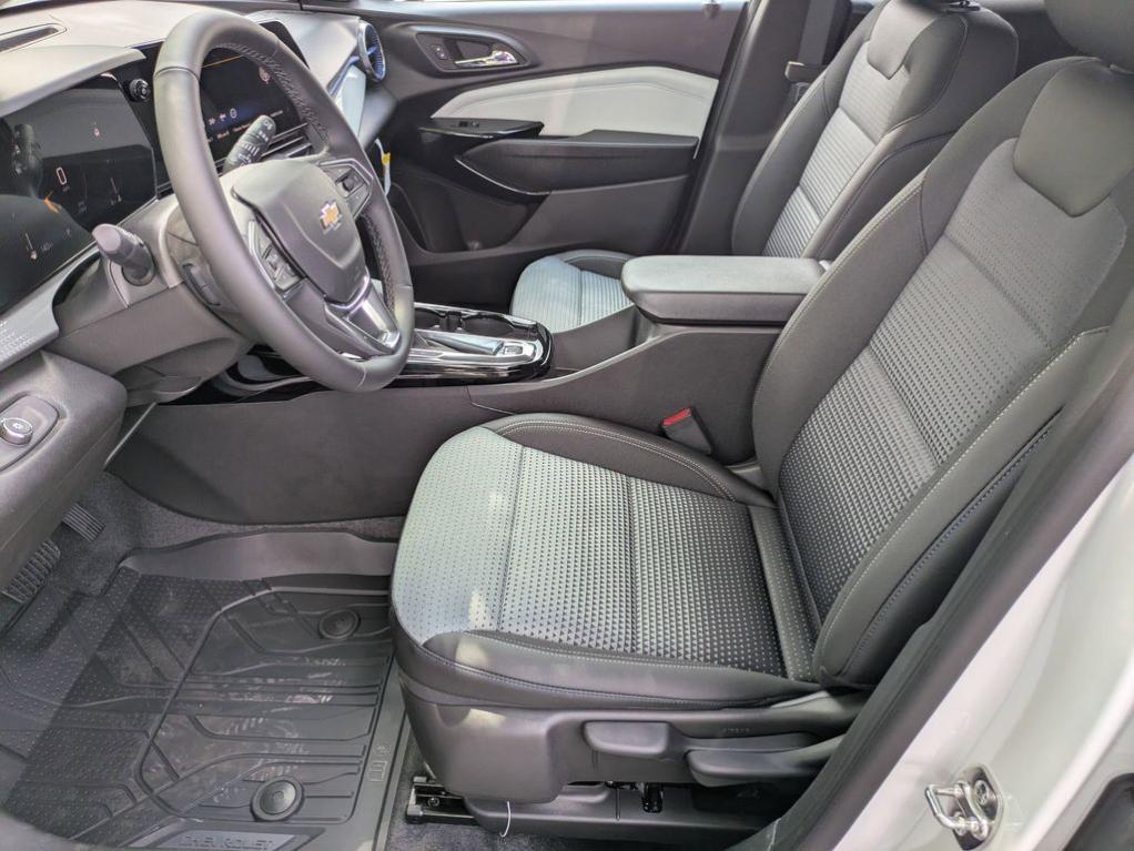 new 2025 Chevrolet Trax car, priced at $23,826