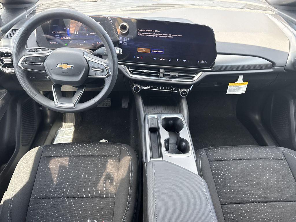 new 2025 Chevrolet Equinox EV car, priced at $35,363