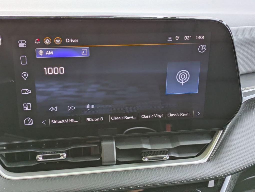 new 2025 Chevrolet Equinox car, priced at $30,739