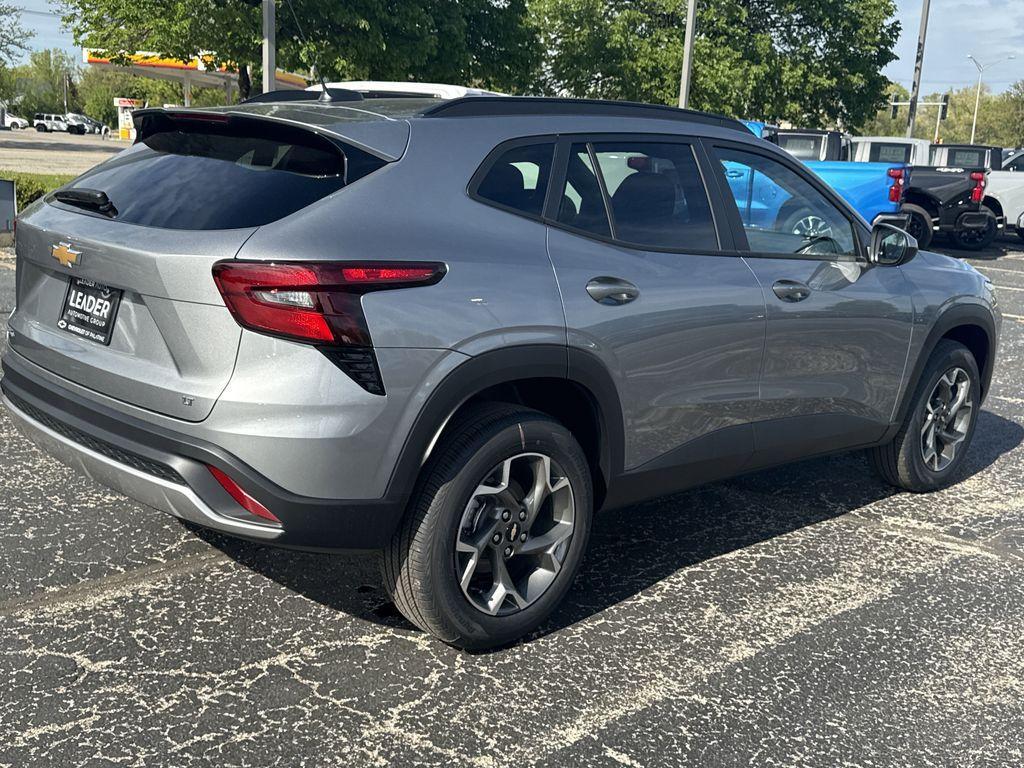 new 2025 Chevrolet Trax car, priced at $23,812
