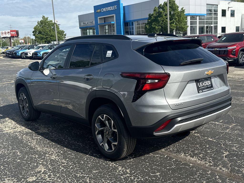 new 2025 Chevrolet Trax car, priced at $23,812