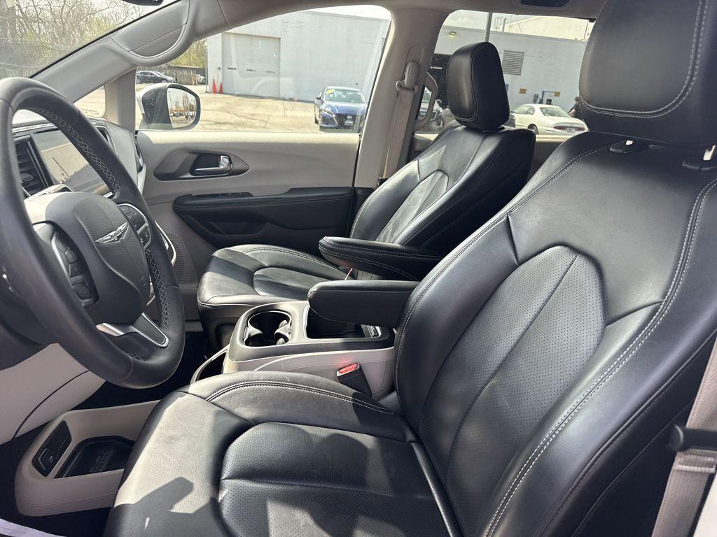 used 2023 Chrysler Pacifica car, priced at $22,867