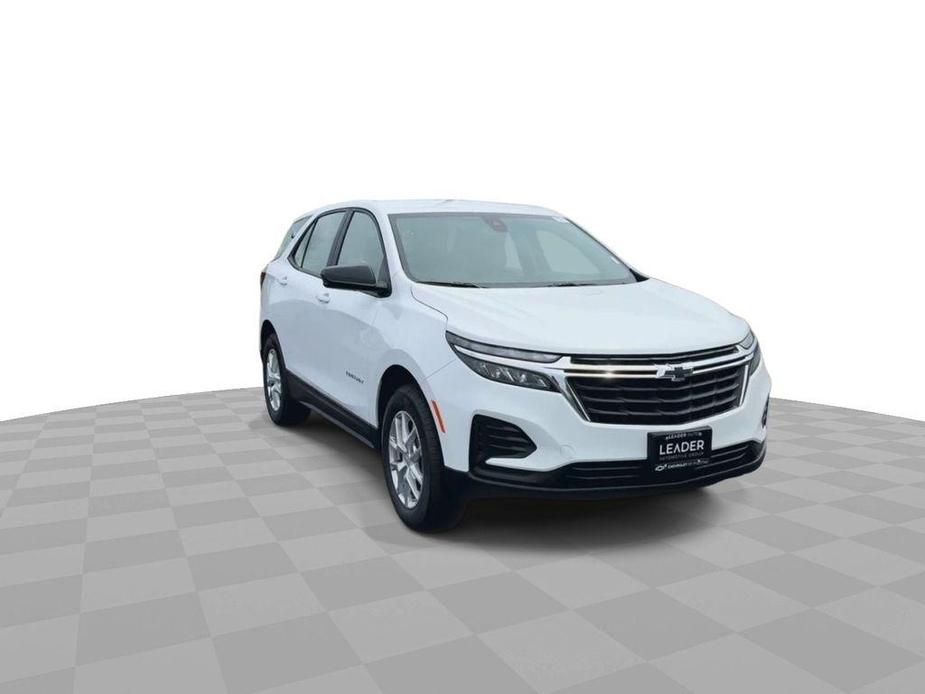 new 2024 Chevrolet Equinox car, priced at $27,570