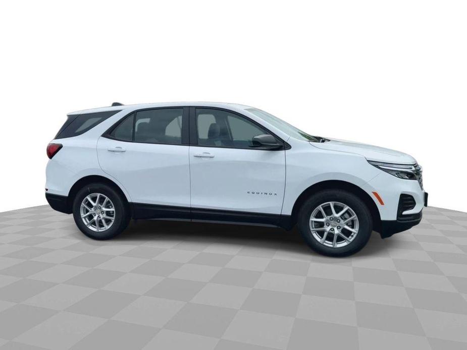 new 2024 Chevrolet Equinox car, priced at $27,570