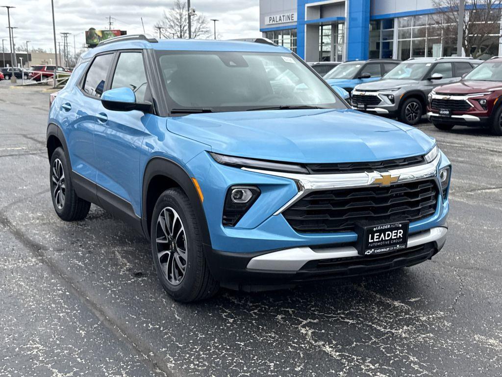 new 2025 Chevrolet TrailBlazer car, priced at $23,999