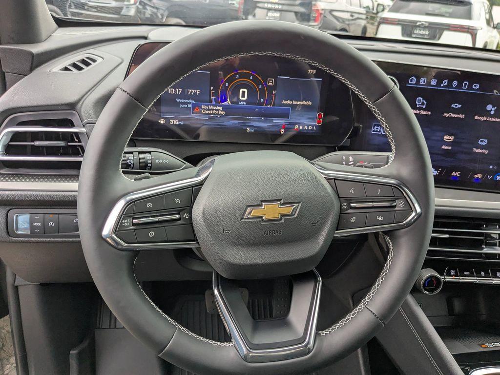 new 2025 Chevrolet Traverse car, priced at $41,706