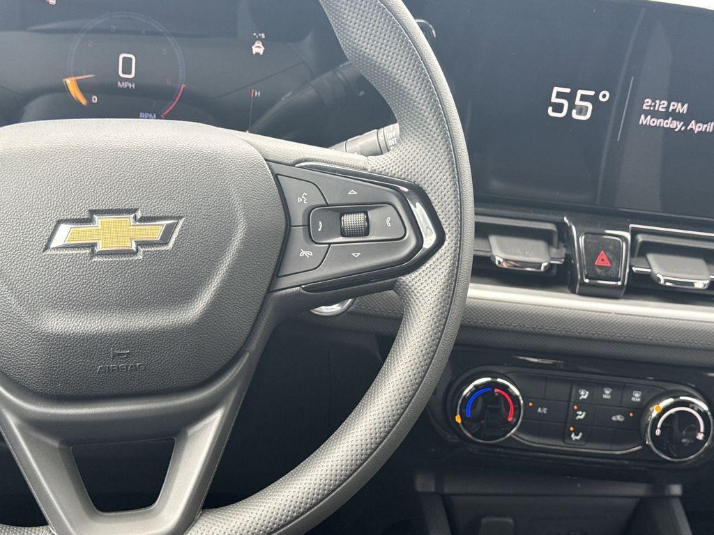 new 2025 Chevrolet TrailBlazer car, priced at $24,771