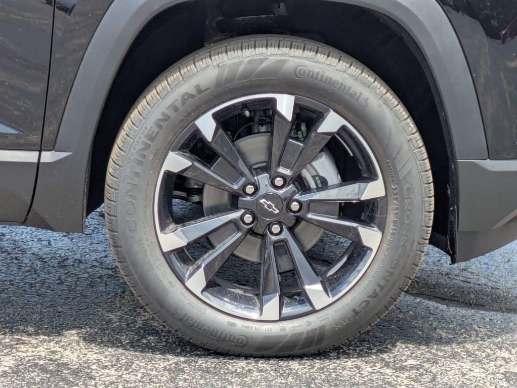 new 2026 Chevrolet Equinox car, priced at $38,038
