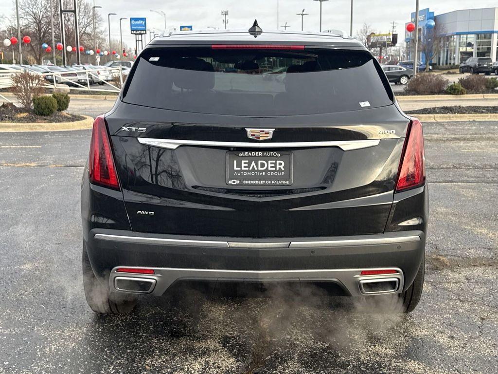 used 2022 Cadillac XT5 car, priced at $34,343