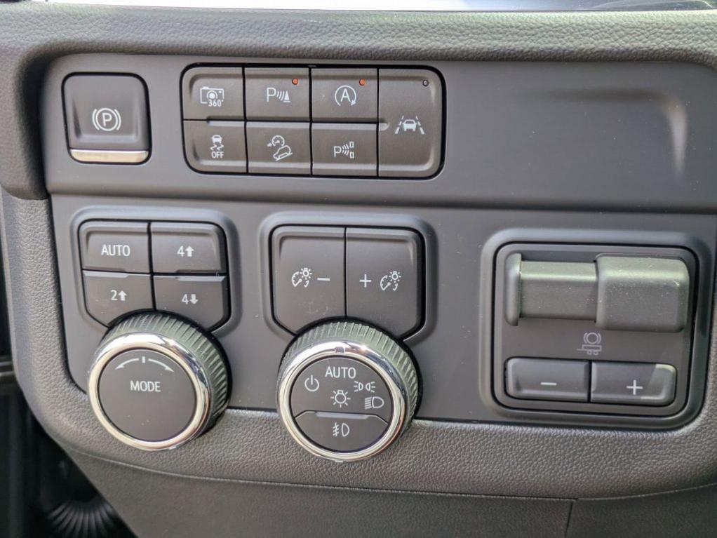 new 2025 Chevrolet Tahoe car, priced at $76,578