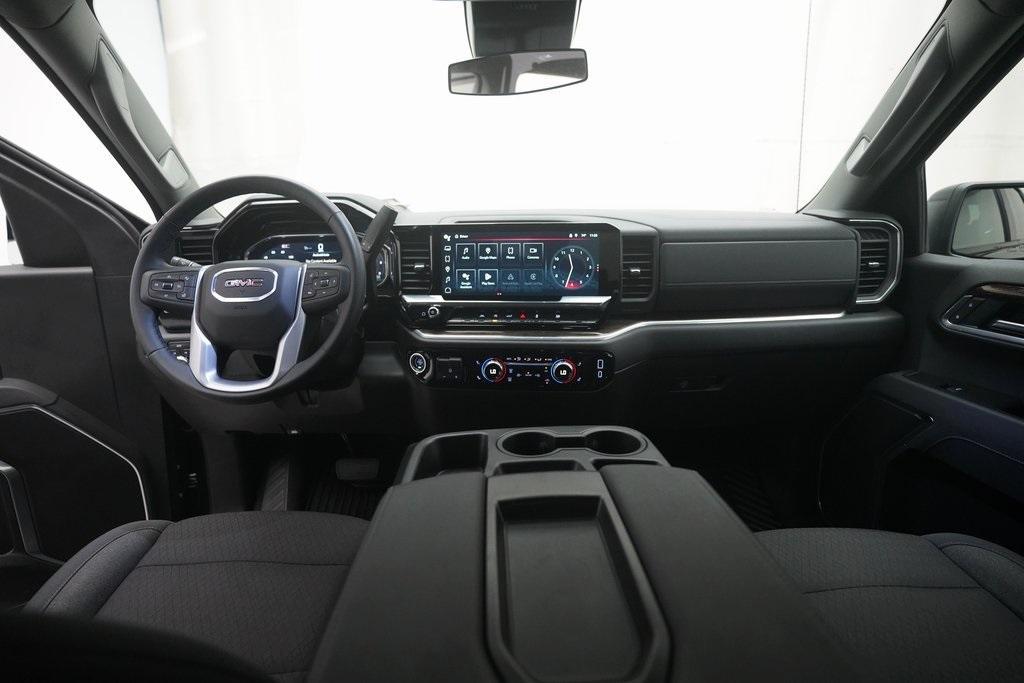 used 2025 GMC Sierra 1500 car, priced at $47,126